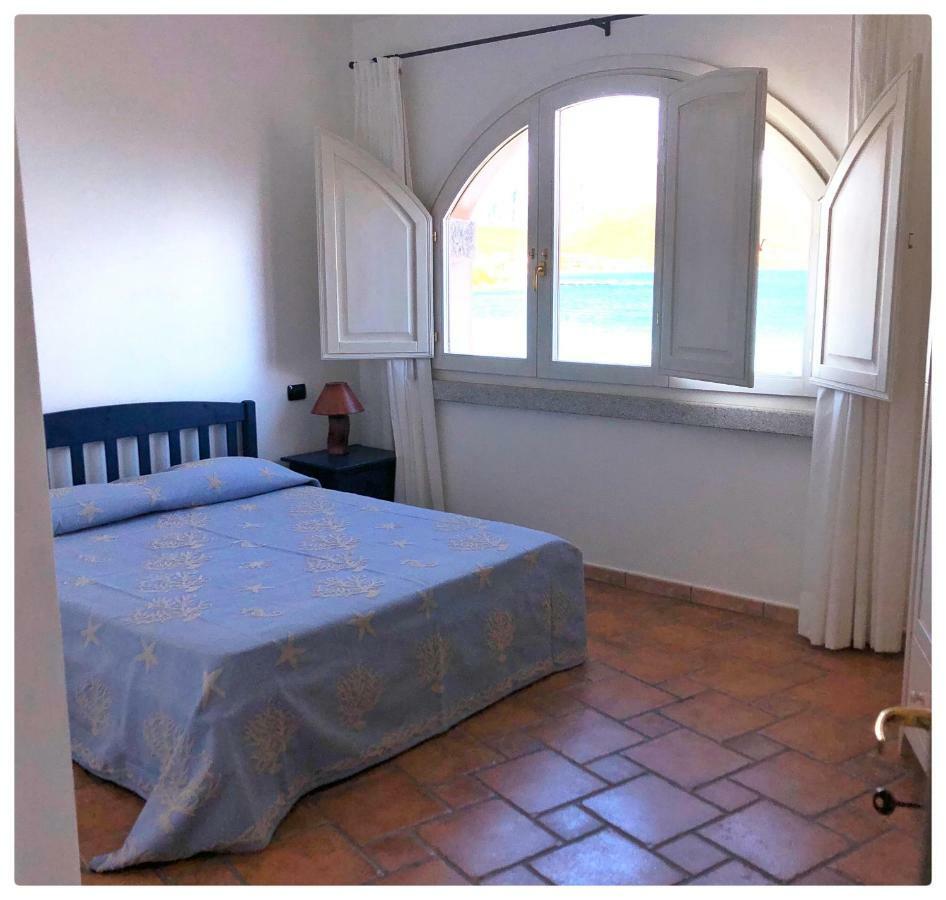 Incanto Apartment Golfo Aranci Buitenkant foto